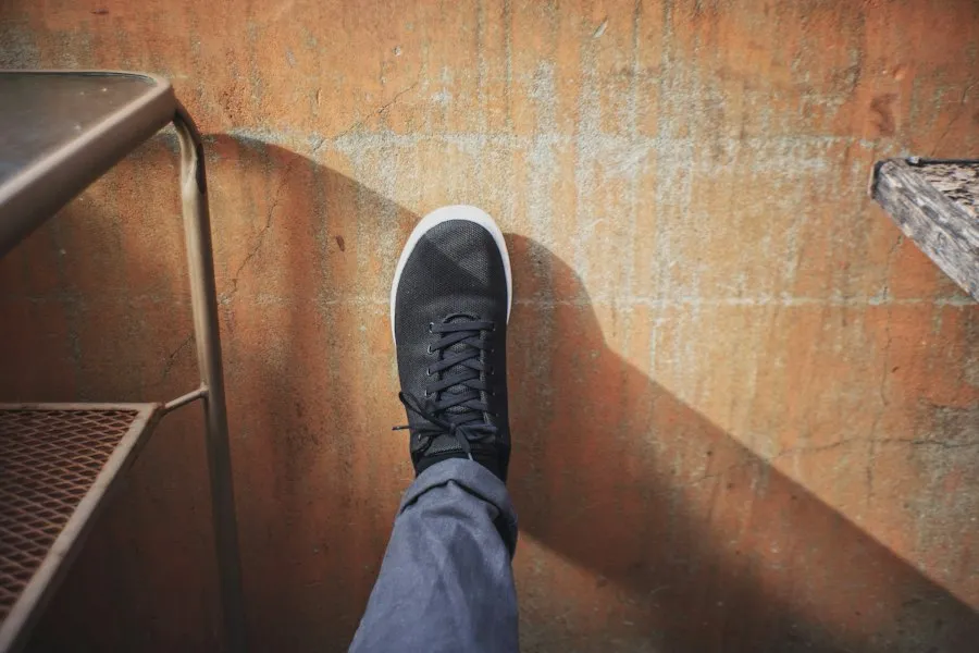 Photo left foot itching meaning superstition